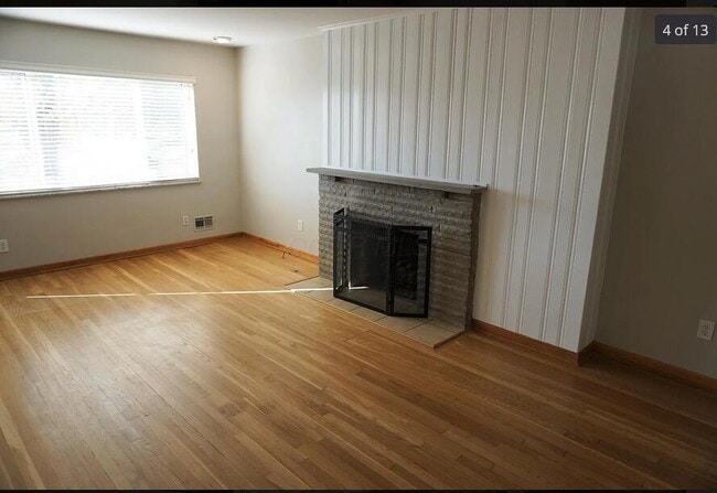 Building Photo - 2944 Mt Holyoke Rd