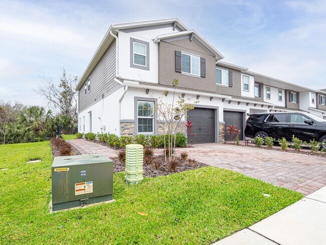 Foto del edificio - 4902 Livingston Ln