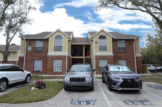 Building Photo - 8758 Mallard Reserve Dr