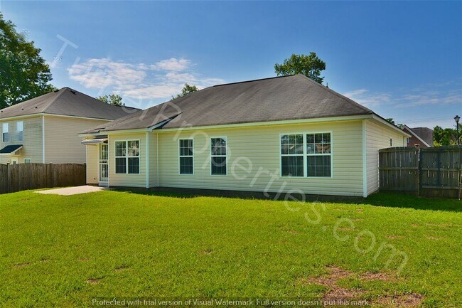 Building Photo - 129 Alexander Pointe Dr Hopkins SC 29061