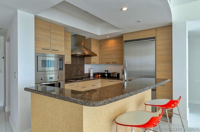 Foto del edificio - 1 N Ocean Blvd
