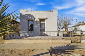 Building Photo - 4009 Tularosa Ave