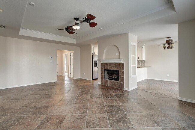 Foto del edificio - 14905 Dasmarinas Dr