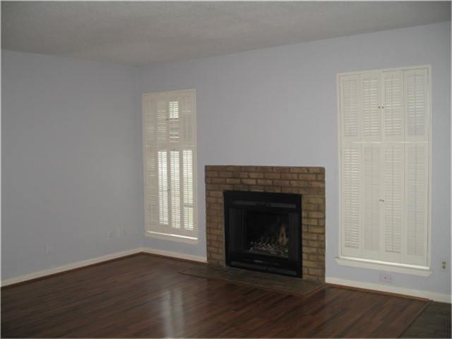 Foto del edificio - 6111 Beverlyhill St