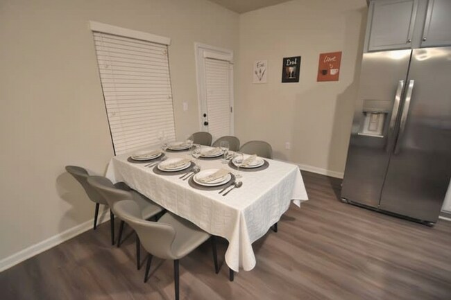 Foto del edificio - 281 Turtle Creek Dr