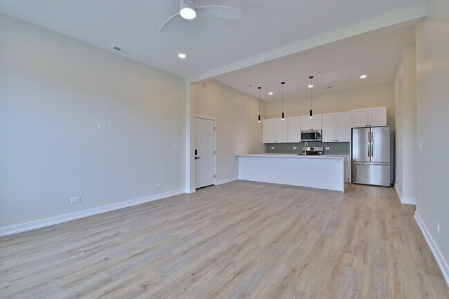 Foto del edificio - 7518 Madison St