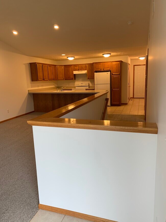 Foto del edificio - 1501 N Cedar Ave