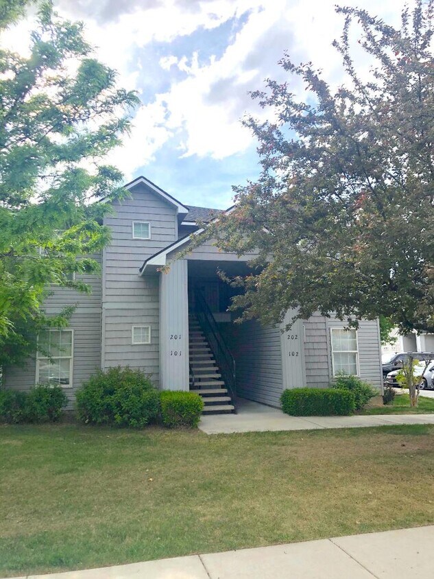 Foto principal - 11811 Clover Field Ln