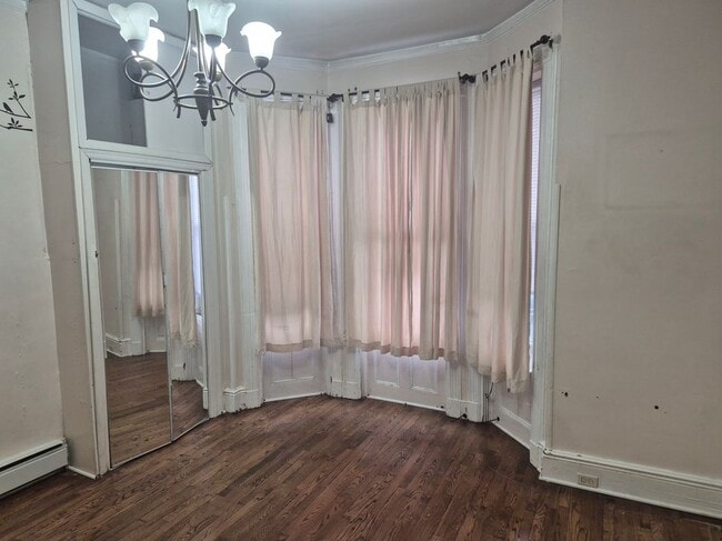 Building Photo - 330 New York Ave