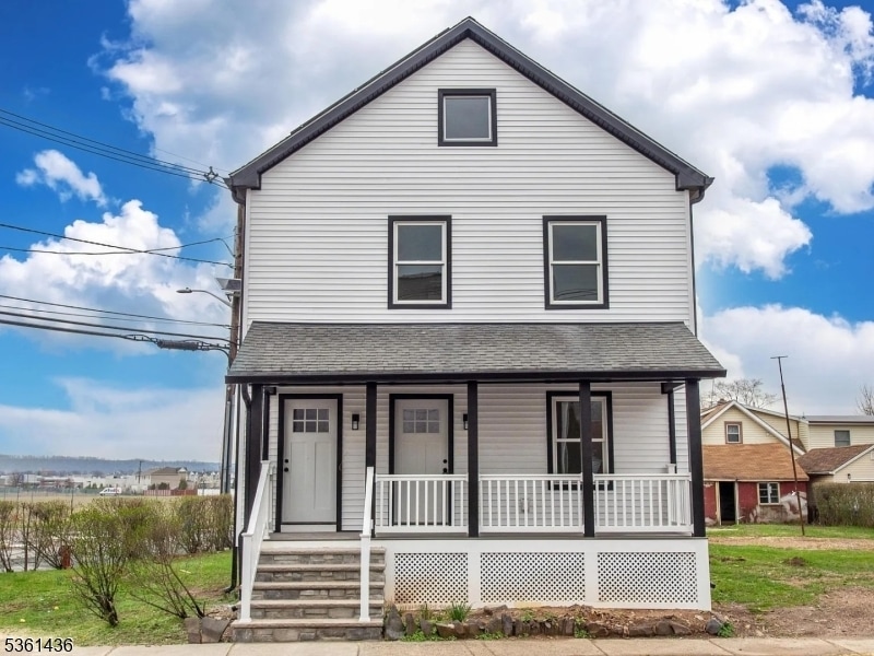 Primary Photo - 17 N Weiss St