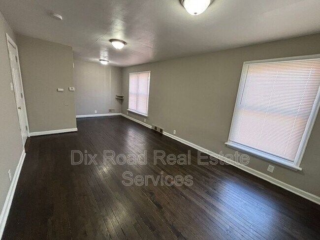 Foto del edificio - 1111 Richmond Ave