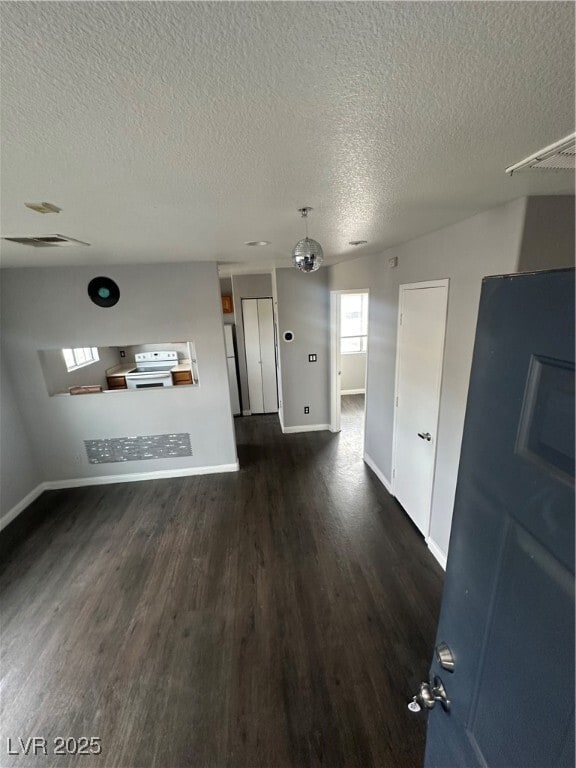 Foto del edificio - 231 W Philadelphia Ave