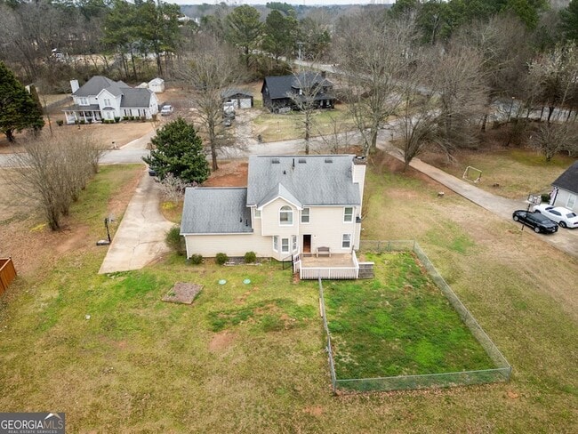 Building Photo - 105 N Oakland Cir