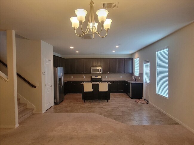 Foto del edificio - 20135 Linden Spruce Ln