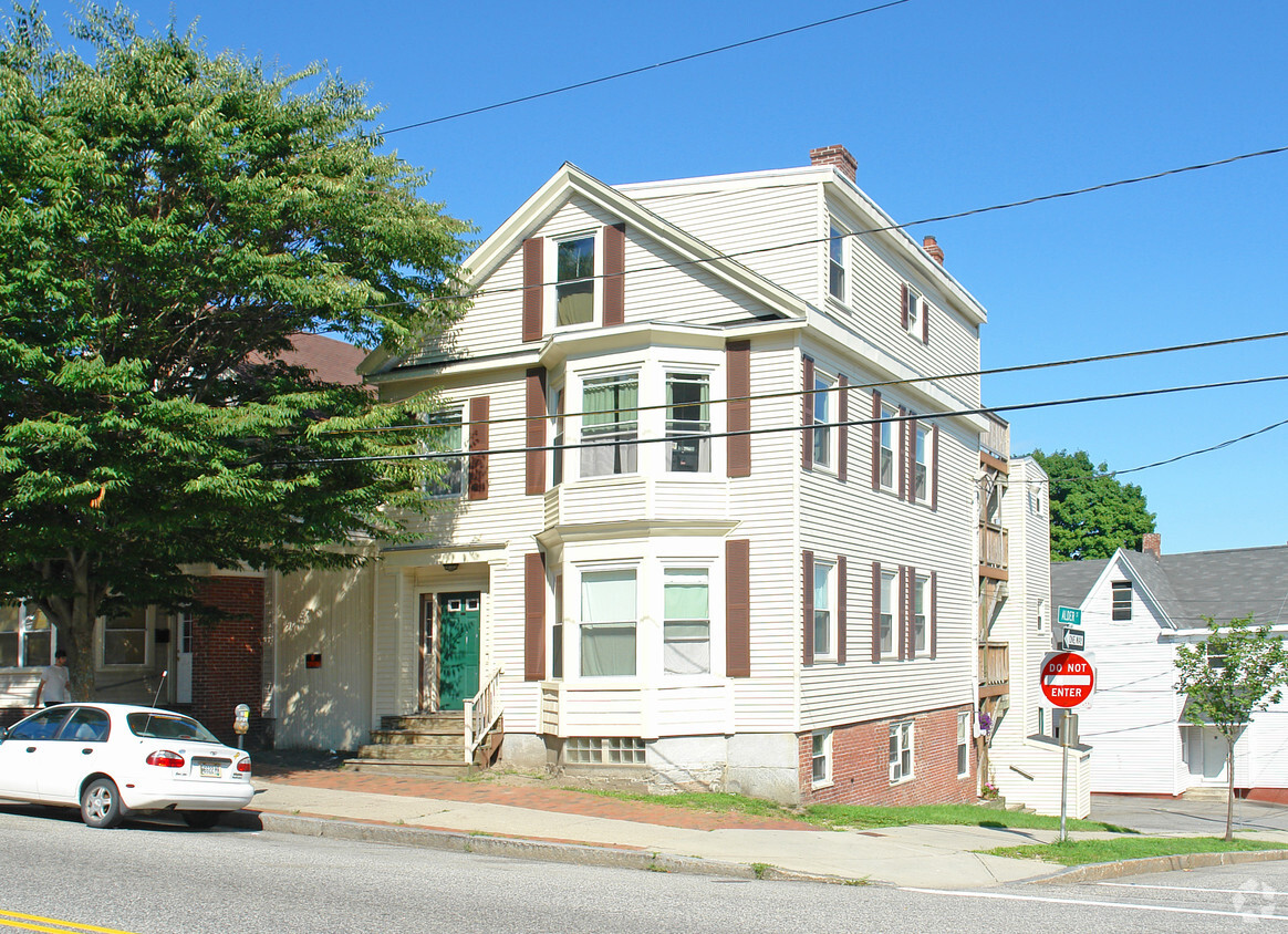 Primary Photo - 361 Cumberland Ave