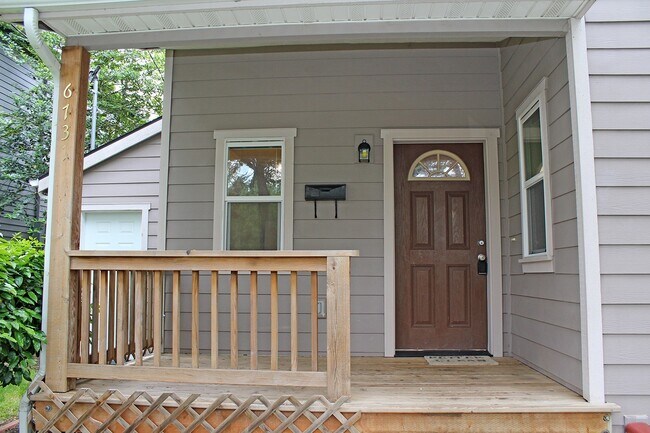 Foto del edificio - 6731 N Albina Ave