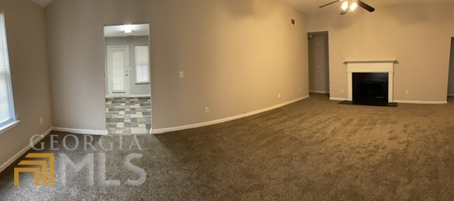 Building Photo - 210 Lakeside Point
