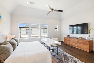 Building Photo - 2711 Stelter Pl