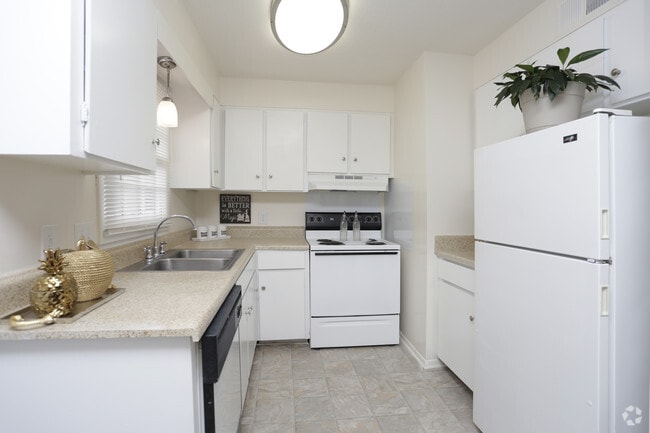 Interior Photo - Woodstream Farms Apartments
