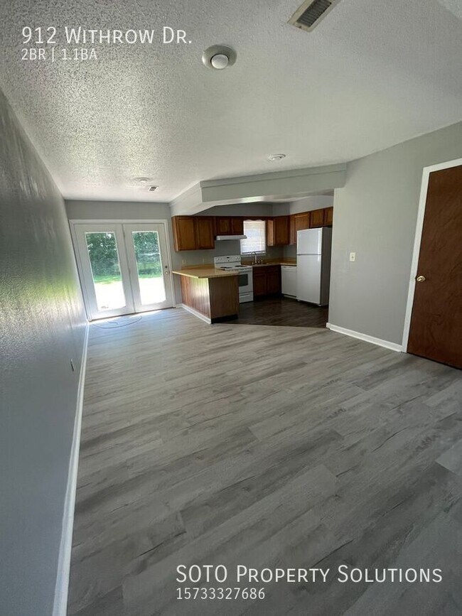 Building Photo - 912 Withrow Dr