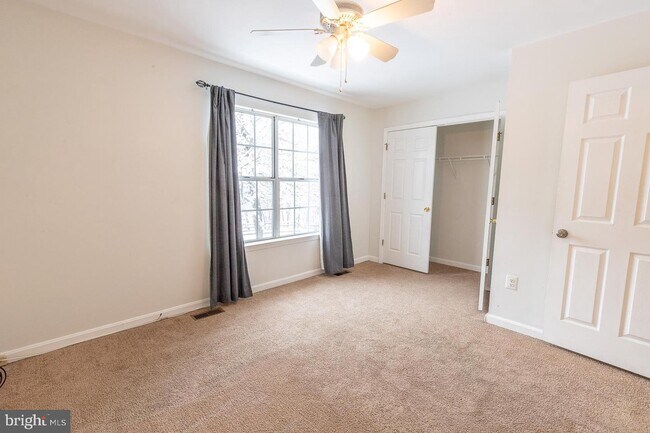 Foto del edificio - 21 Windy Meadow Ct