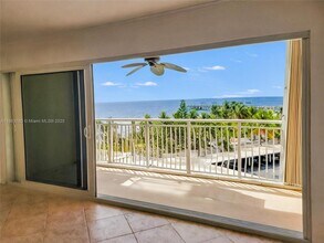 Building Photo - 328 N Ocean Blvd