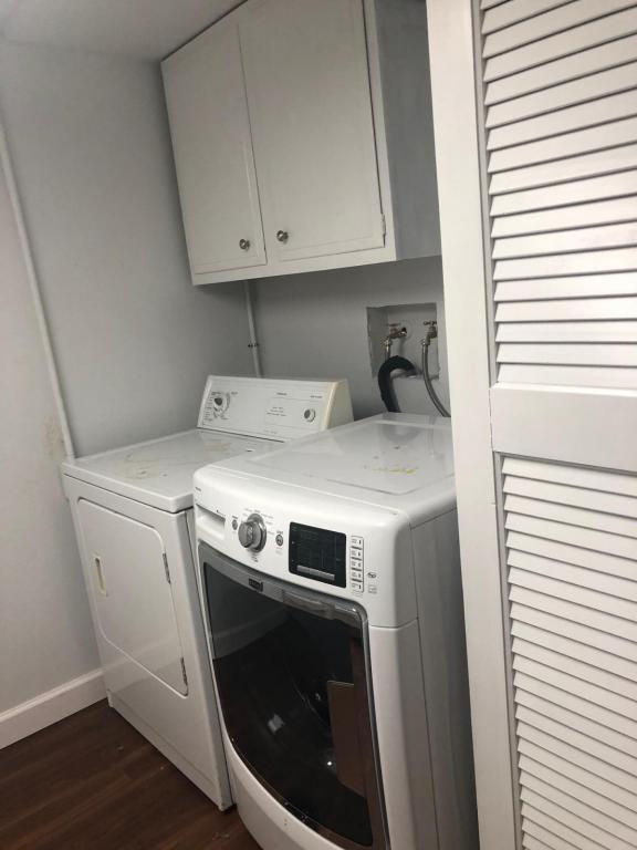 Foto del edificio - 8316 Oakwood St