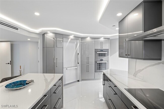 Foto del edificio - 4751 Gulf Shore Blvd N