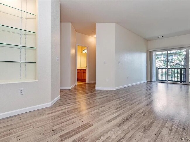 Foto del edificio - 7459 S Alkire St