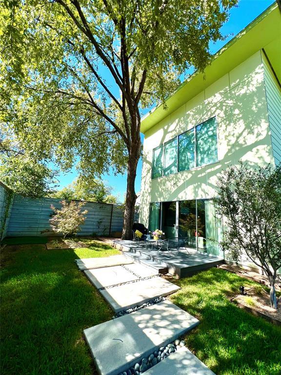 Foto principal - 5006 Woodrow Ave