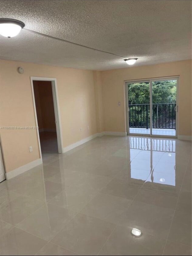 Photo - 4801 NW 7th St (Miami, FL)