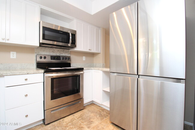 Building Photo - 5315 N 18th St