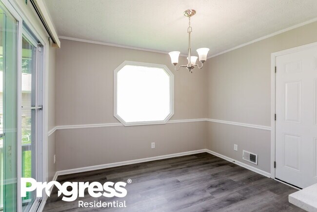 Building Photo - 5503 Springwood Ln