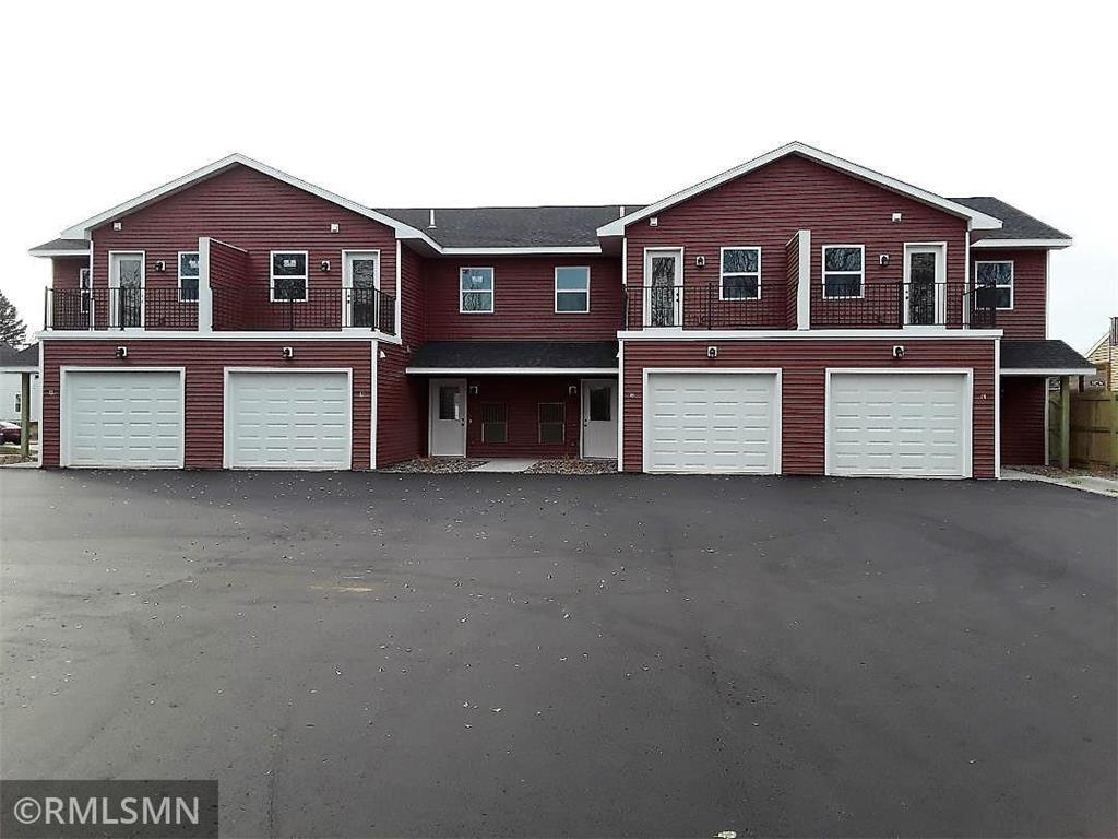 360 N Knowles Ave, New Richmond, WI 54017 Townhome Rentals in New