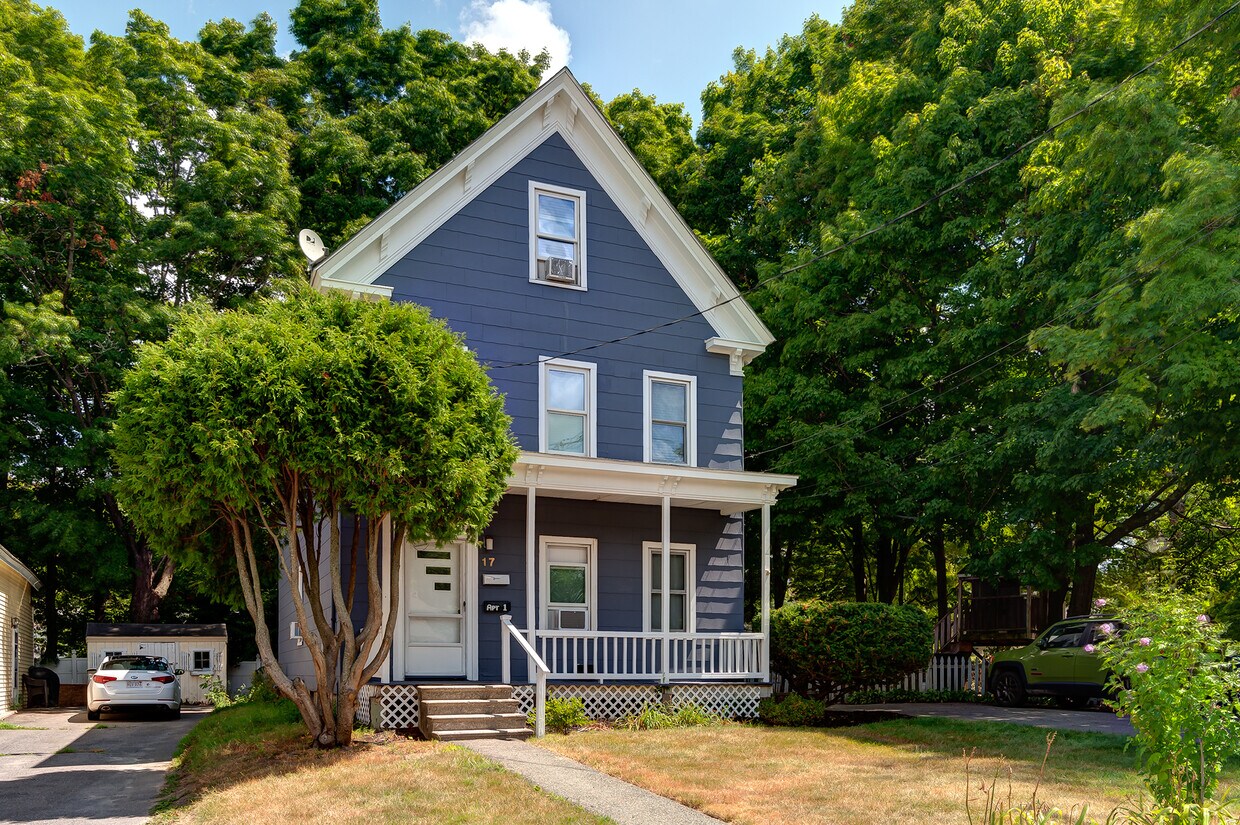 17 Church St Unit 1, Hopkinton, MA 01748 Apartments in Hopkinton, MA