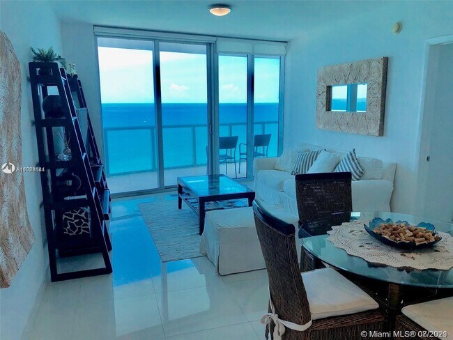 Foto del edificio - 17001 Collins Ave
