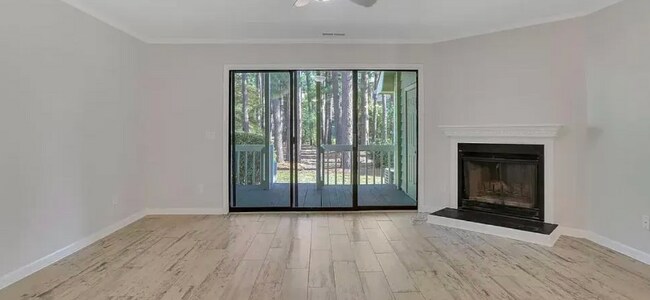 Foto del edificio - 3964 Echo Farms Blvd