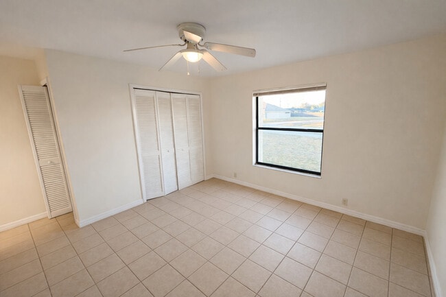 Foto del edificio - 801 SE 5th Ave