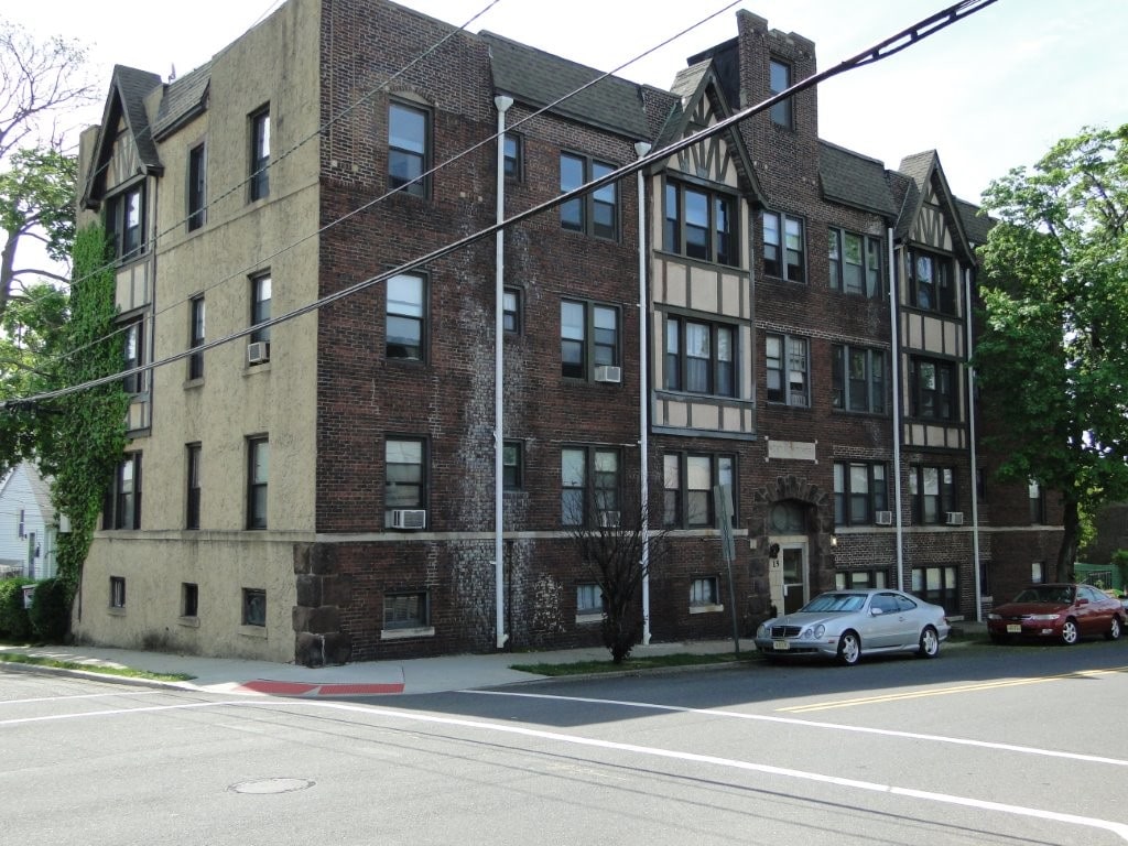 15 Palisade Ave Unit 10, Bogota, NJ 07603 Apartment for Rent in