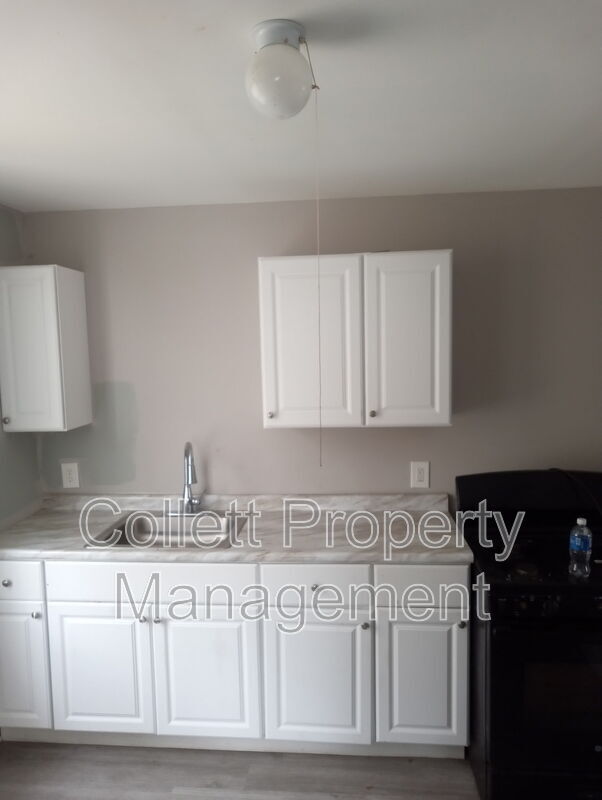 Foto del edificio - 3912 Archwood Ave