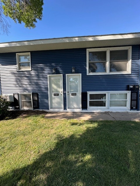 Building Photo - 2127 9th Ave S