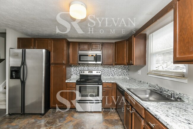 Building Photo - 4717 Hawksbury Rd