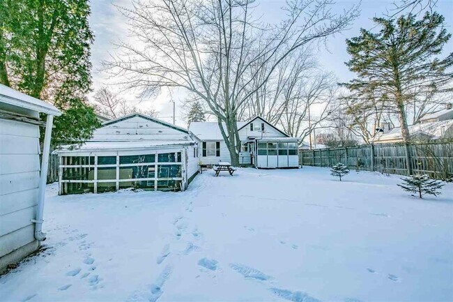 Back yard toward house - 1738 N Alvin St
