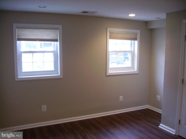 Building Photo - 7716 Jewelweed Ct
