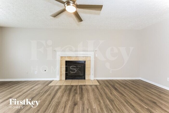 Building Photo - 2045 Prominence Dr