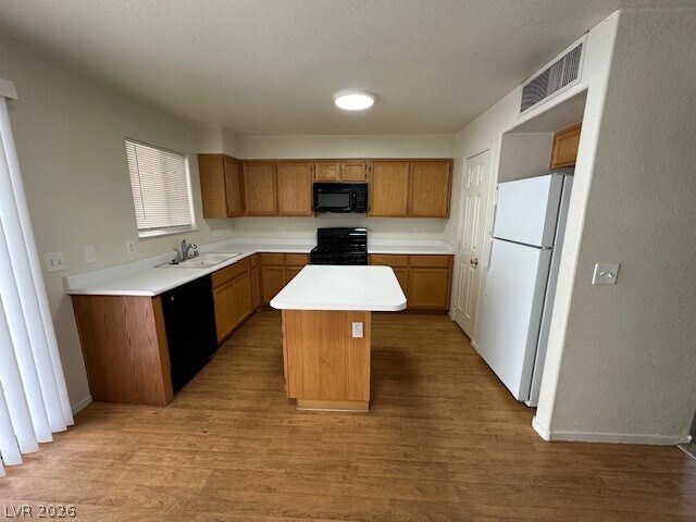 Building Photo - 7500 Jockey Ave