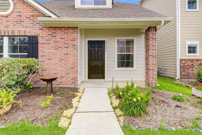 Foto del edificio - 3930 Mossy Pl Ln