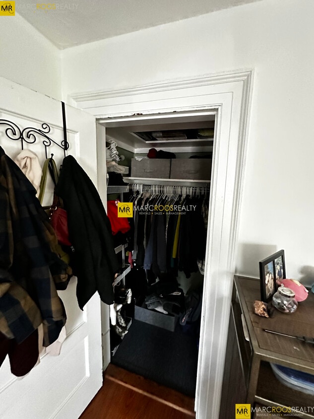 Primary Photo - 456 Beacon St