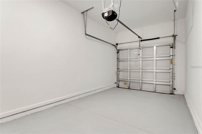 Foto del edificio - 7412 Stone Crk Trl