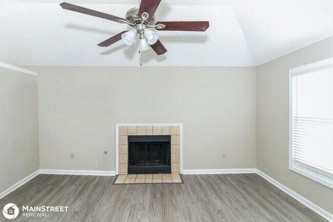Building Photo - 4931 Chamberlain Ln, Memphis, TN 38128